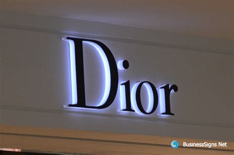 Dior Signs K